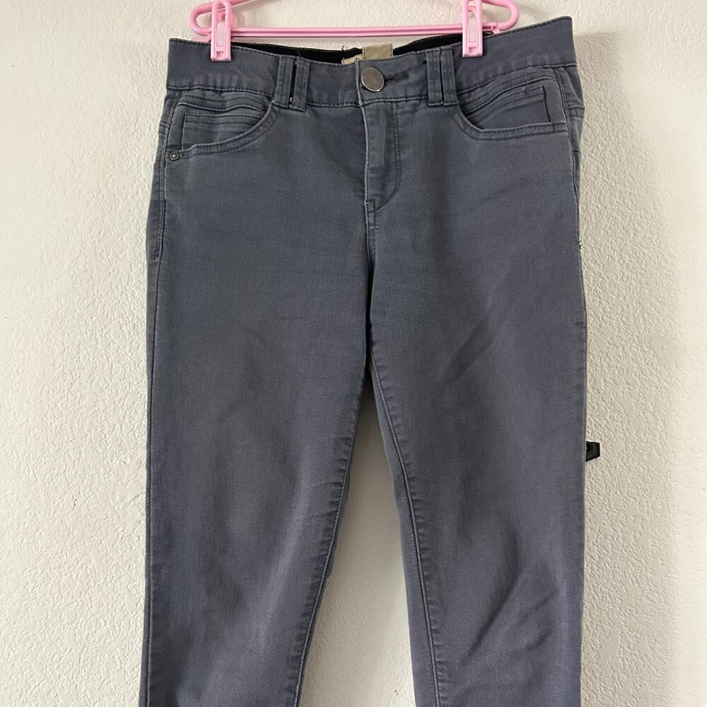 Low Waisted, Skinny Grey Pants